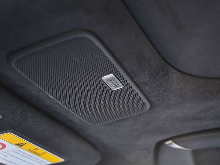 Фото 19 - Lexus LS