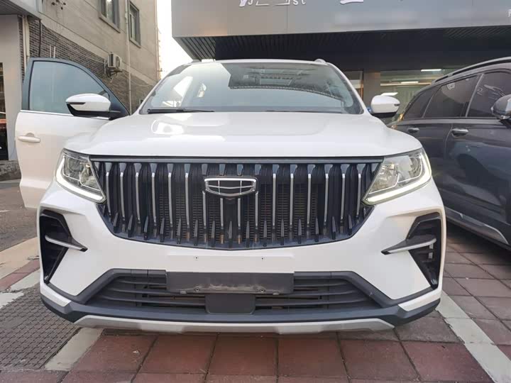 Фото 3 - Geely Vision X6