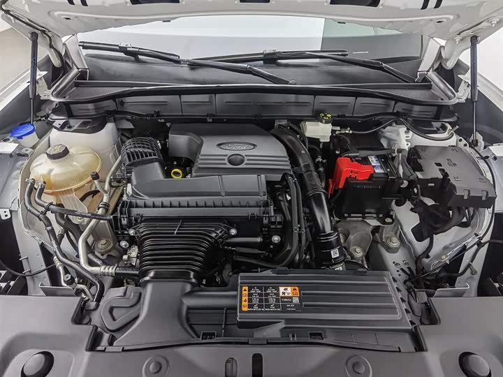 Фото 6 - Ford Edge