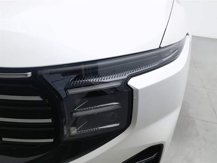 Фото 7 - Ford Edge