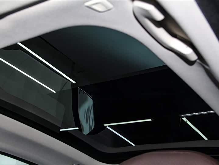 Фото 32 - BMW 7 Series