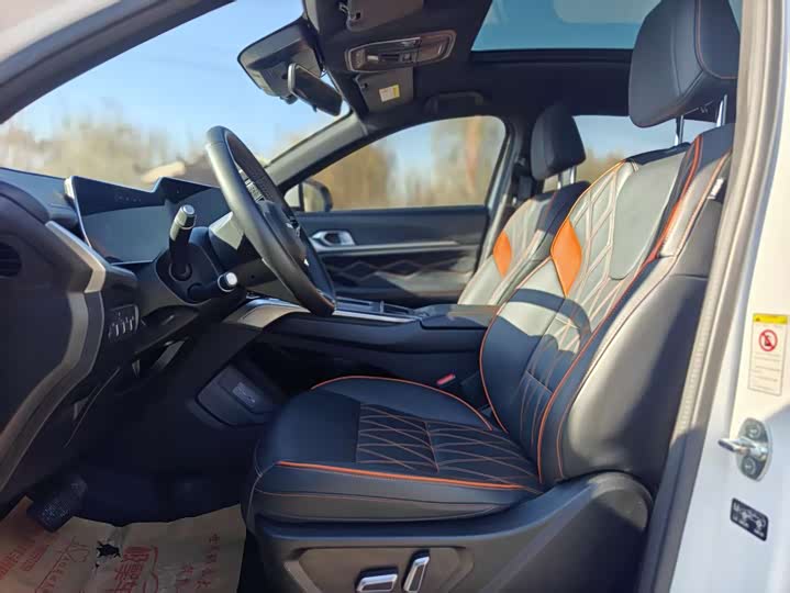 Фото 5 - Haval F7 (Monster)