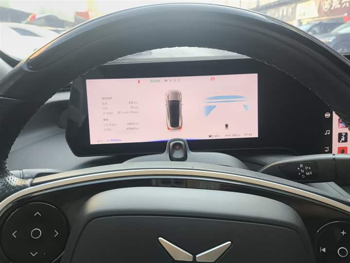 Фото 12 - XPeng P7