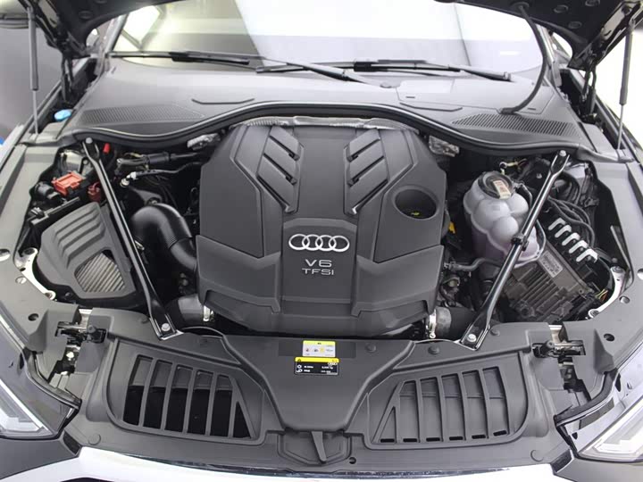 Фото 20 - Audi A8