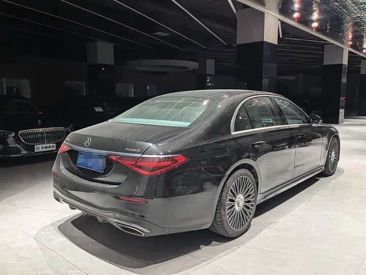 Фото 3 - Mercedes-Benz S-Class