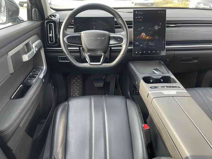 Фото 14 - Chery Tiggo 7 C-DM