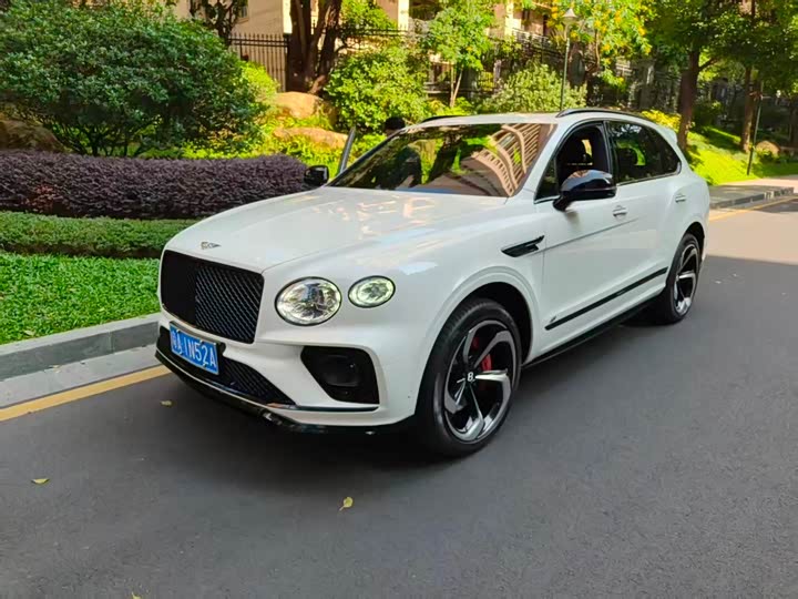 Фото 1 - Bentley Bentayga