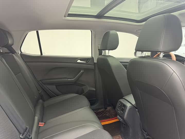 Фото 10 - Volkswagen Tacqua