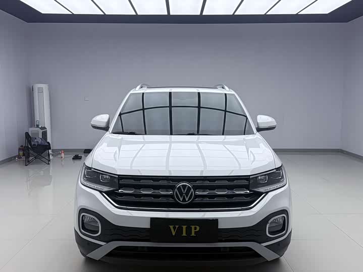 Фото 2 - Volkswagen Tacqua