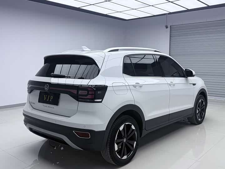 Фото 4 - Volkswagen Tacqua