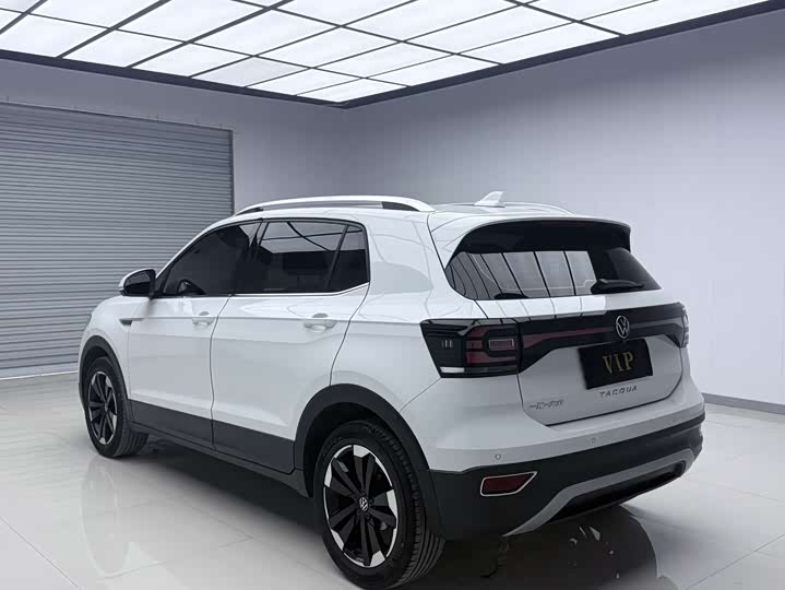 Фото 6 - Volkswagen Tacqua