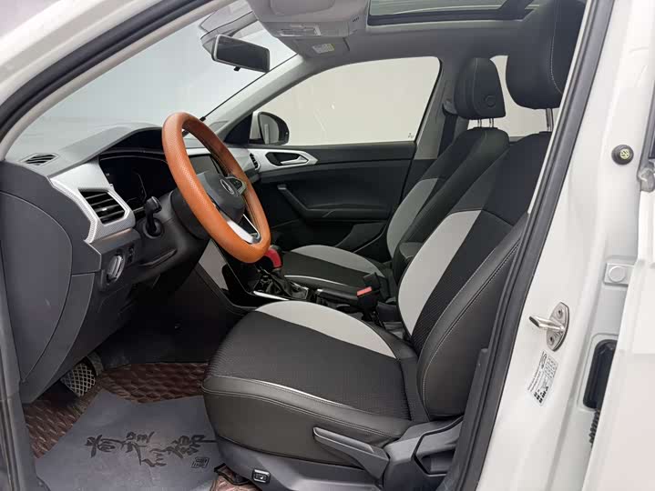 Фото 7 - Volkswagen Tacqua