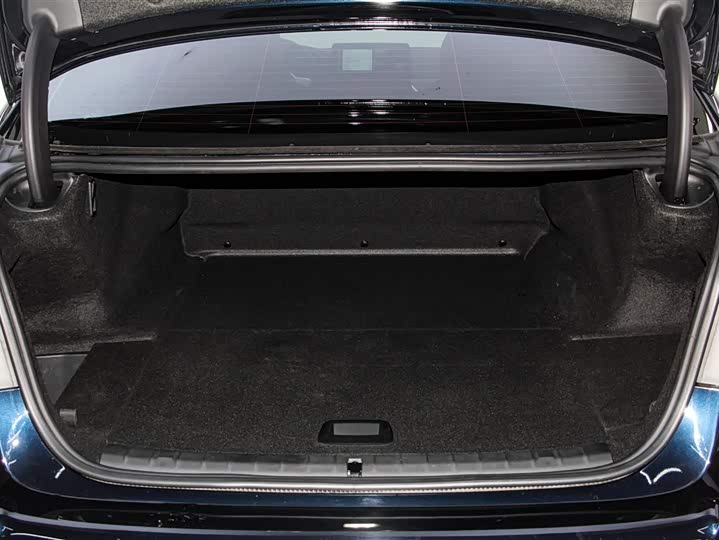 Фото 32 - BMW 5 Series Hybrid