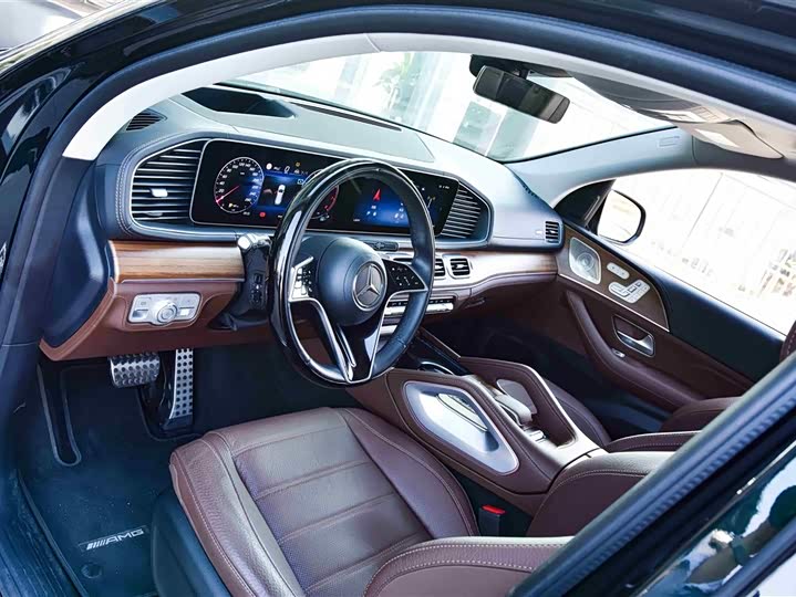 Фото 15 - Mercedes-Benz GLS-Class