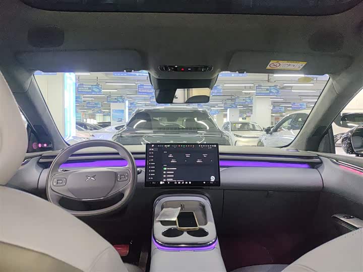 Фото 10 - XPeng G7