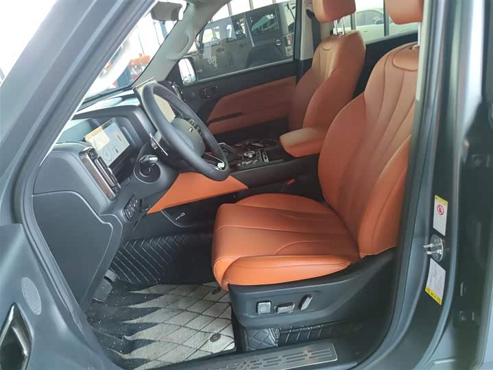 Фото 15 - Haval H9