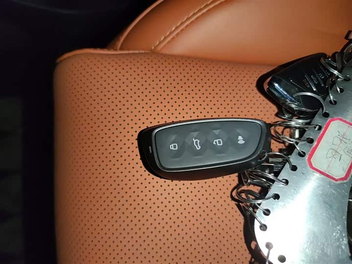 Фото 9 - Haval H9