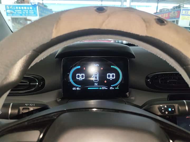 Фото 12 - Leapmotor T03