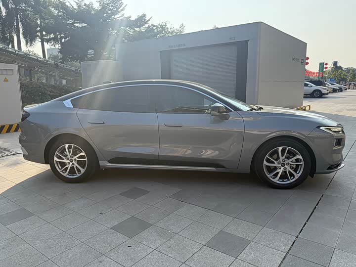 Фото 4 - Ford Mondeo