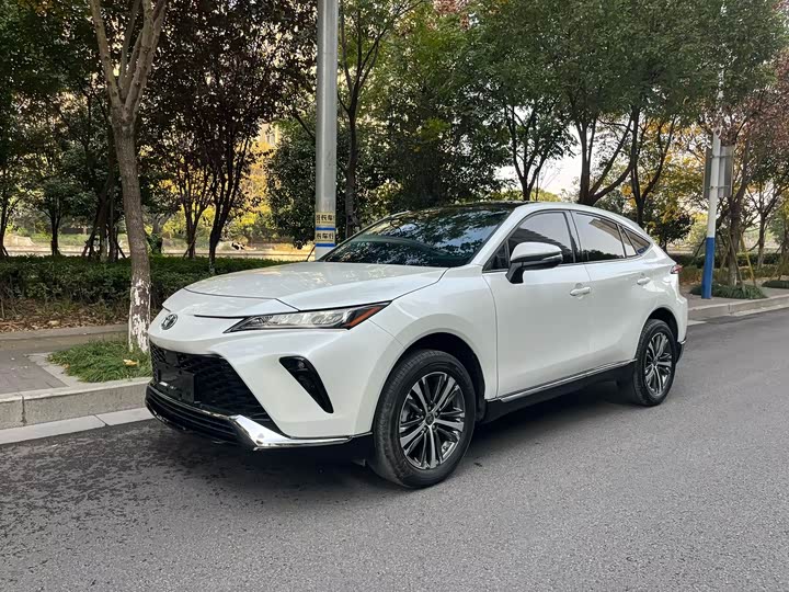 Фото 1 - Toyota Venza