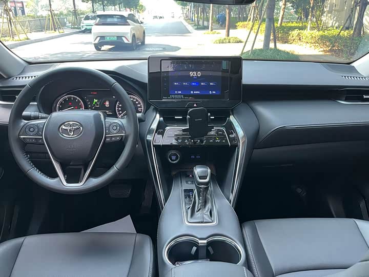 Фото 8 - Toyota Venza