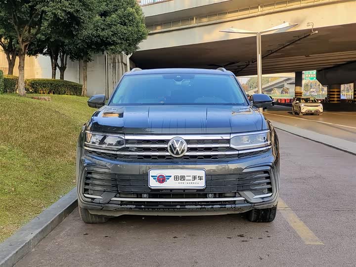 Фото 2 - Volkswagen Teramont X