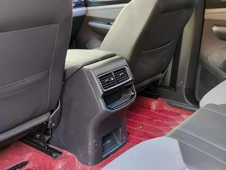 Фото 9 - Volkswagen Teramont X