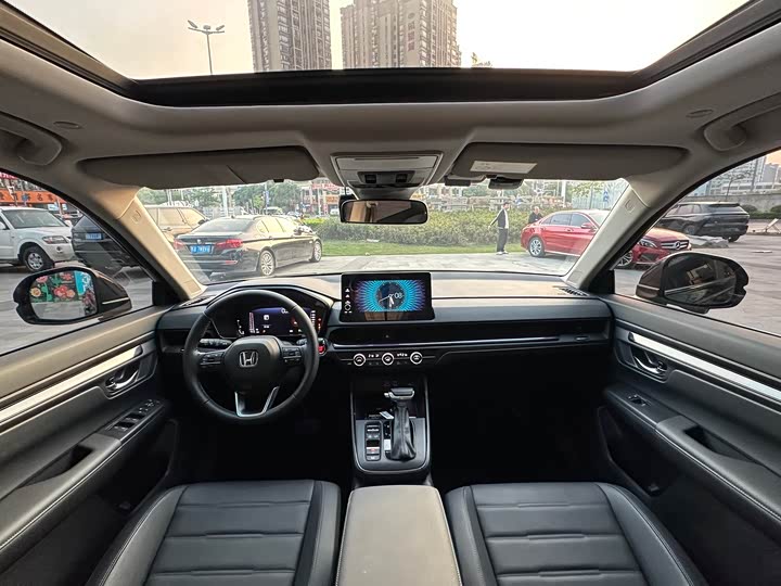 Фото 10 - Honda CR-V