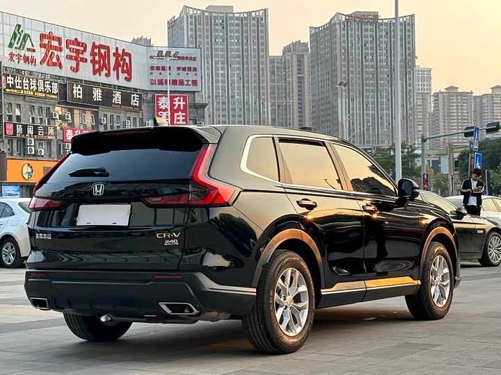Фото 7 - Honda CR-V