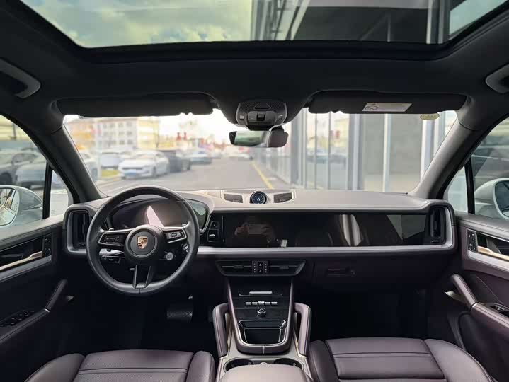 Фото 11 - Porsche Cayenne