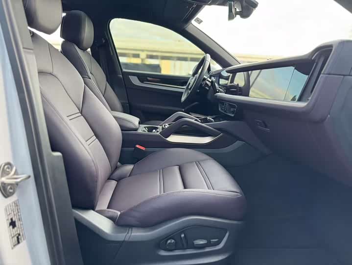 Фото 14 - Porsche Cayenne