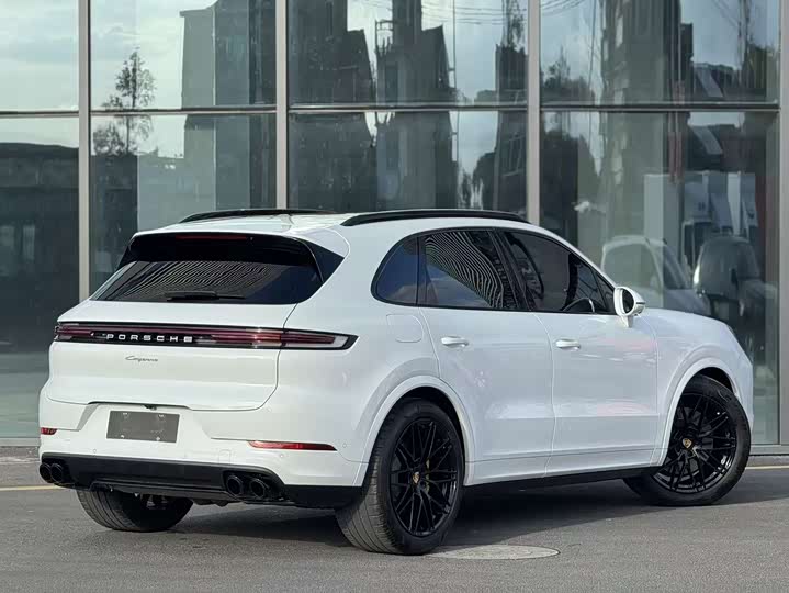 Фото 5 - Porsche Cayenne