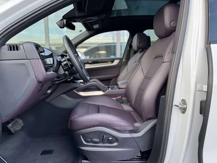 Фото 9 - Porsche Cayenne