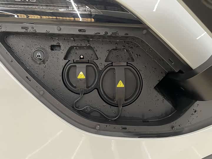 Фото 16 - XPeng G6