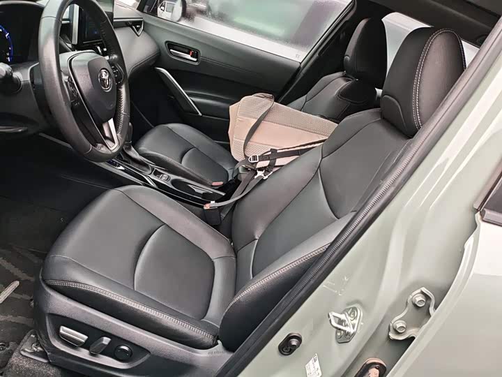 Фото 15 - Toyota Corolla Cross