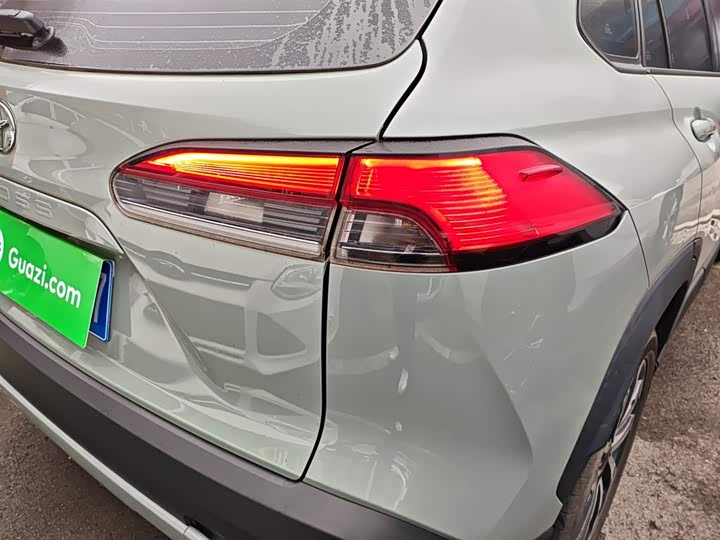 Фото 8 - Toyota Corolla Cross