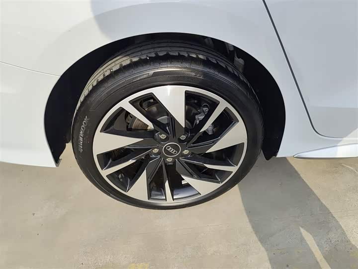 Фото 26 - Audi A3