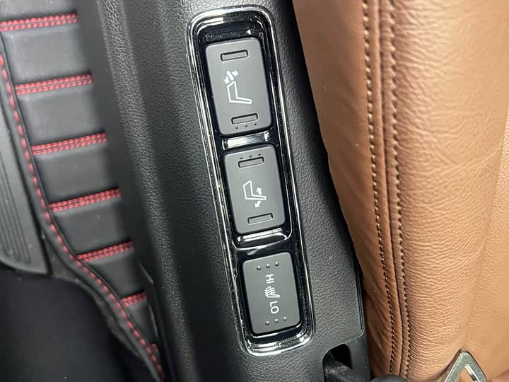 Фото 19 - Honda Odyssey