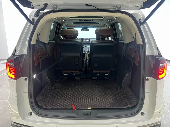 Фото 20 - Honda Odyssey