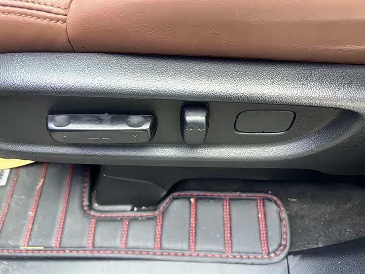 Фото 7 - Honda Odyssey