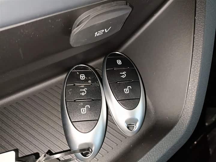 Фото 11 - Bestune NAT