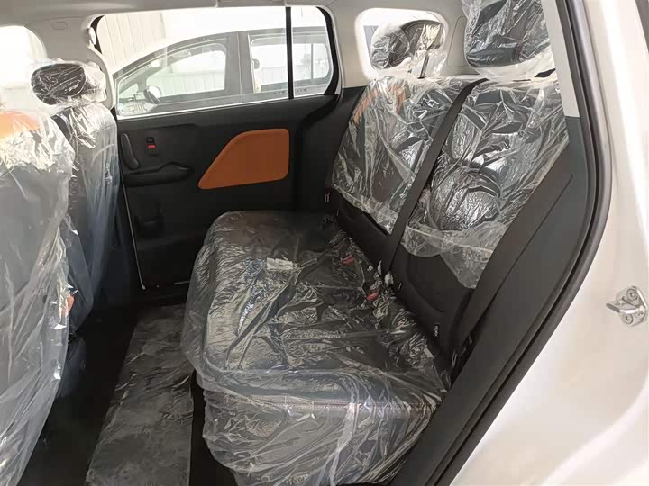 Фото 14 - Bestune NAT