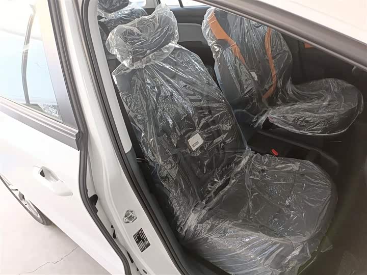 Фото 17 - Bestune NAT