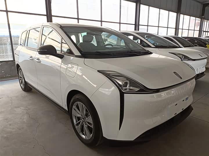 Фото 20 - Bestune NAT