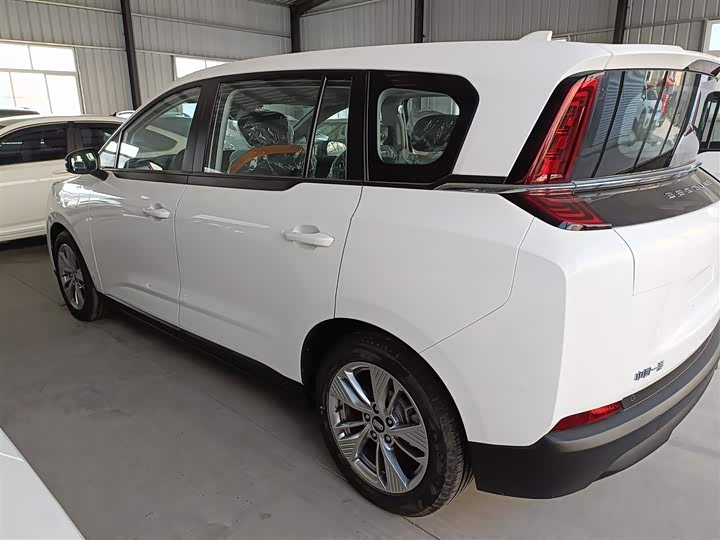 Фото 21 - Bestune NAT