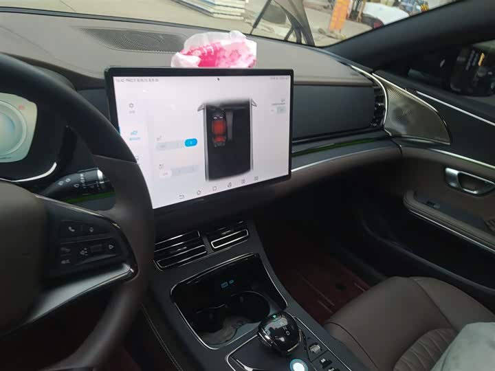 Фото 13 - BYD Han