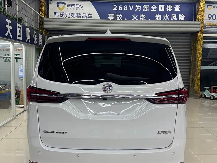 Фото 5 - Buick GL8 ES