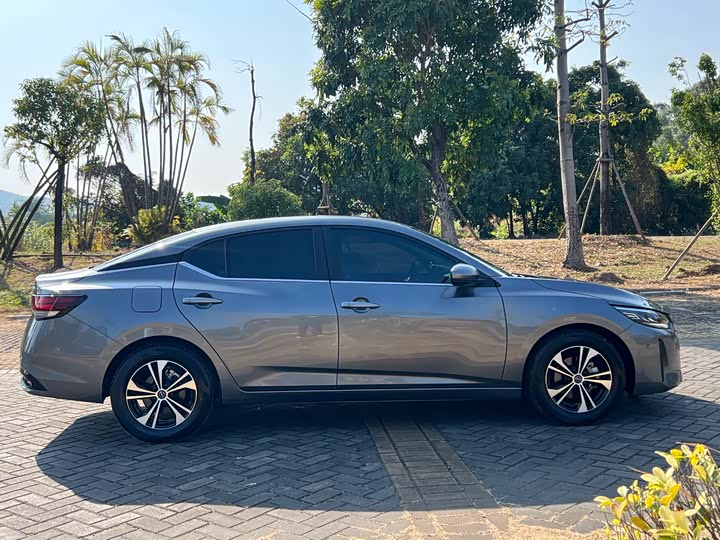 Фото 12 - Nissan Sylphy