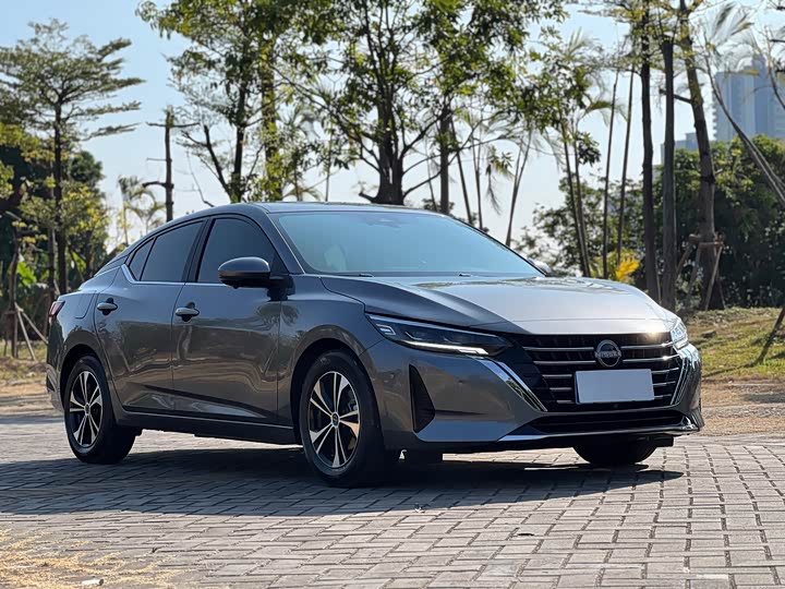 Фото 3 - Nissan Sylphy