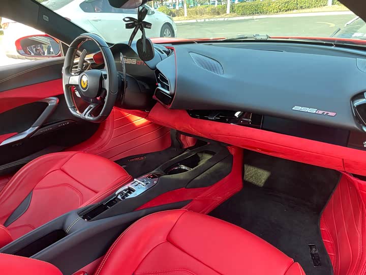 Фото 6 - Ferrari 296